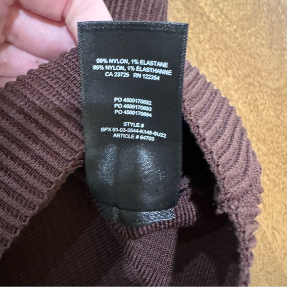 Babaton Ribbed Knit Sculpt Tube Top - Picture 6 of 10